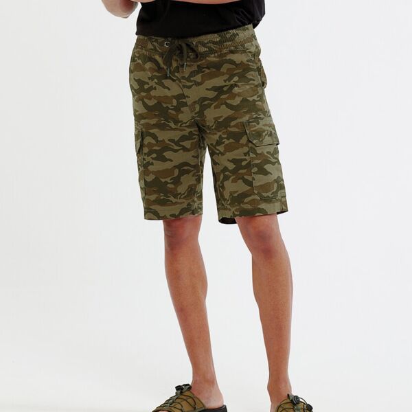 Men’s camo cargo utility shorts Thumbnail